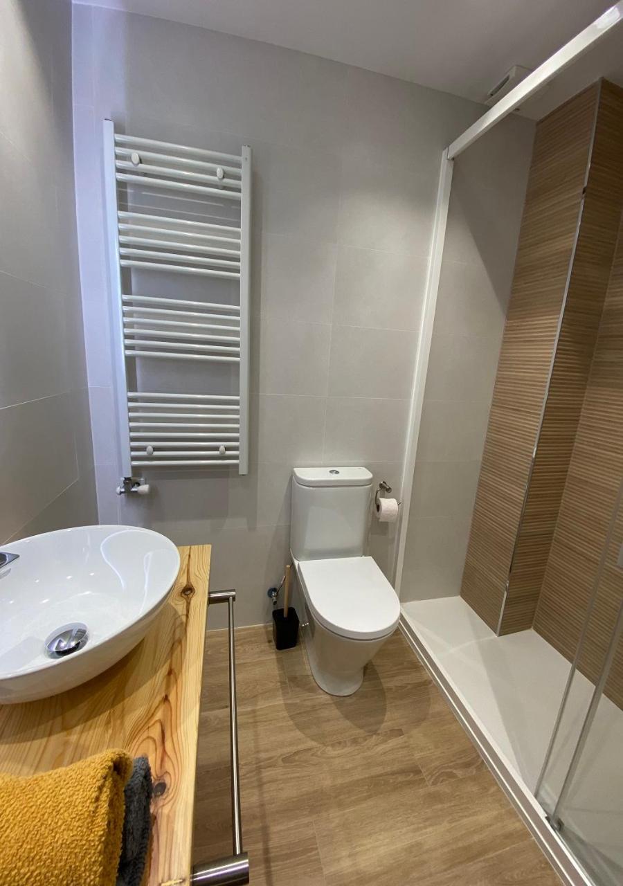Alojamiento En Pleno Centro Con Wifi Y Aire Acondicionado โลโกรโญ ภายนอก รูปภาพ